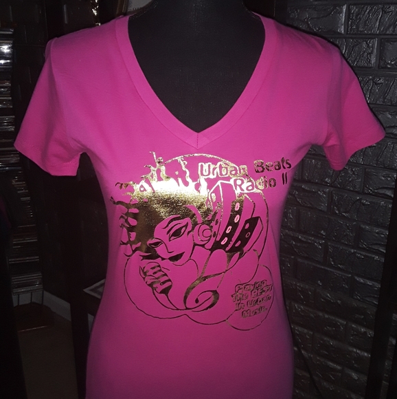 Lady Vneck T's - Picture 3 of 7